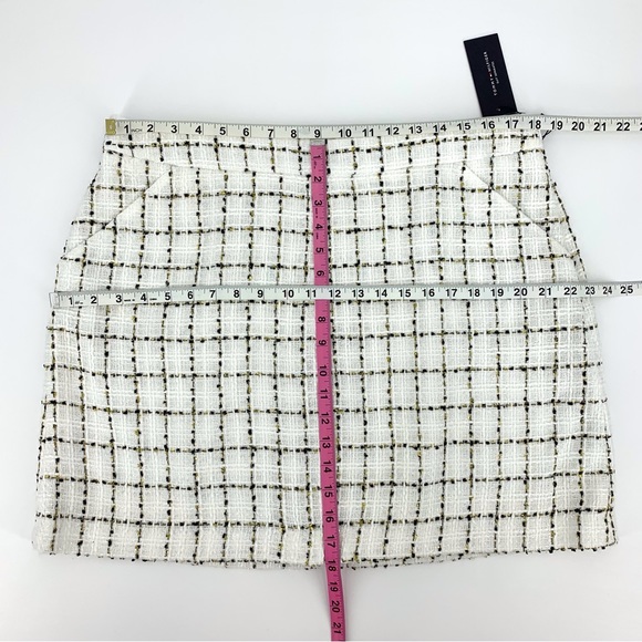 Tommy Hilfiger NWT Ivory Black Gold Plaid Tweed Mini Pencil Pocketed Skirt, 16 - Picture 9 of 14